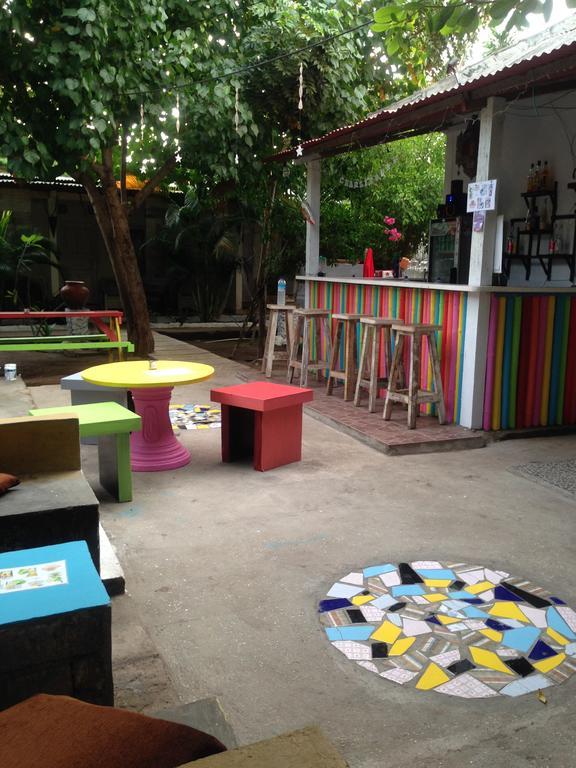גילי טרוונגן Good For Ya Knee Hostel & Bungalows (Adults Only) מראה חיצוני תמונה