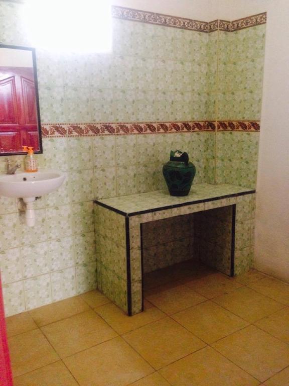 גילי טרוונגן Good For Ya Knee Hostel & Bungalows (Adults Only) מראה חיצוני תמונה